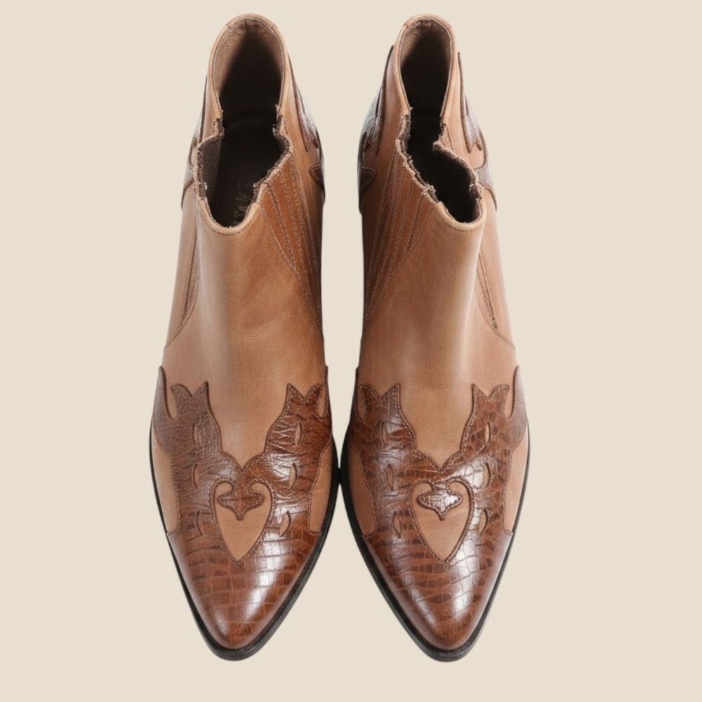 Vintage TAXI Tan Leather Heart Lizard Embossed Western Ankle Boots 8M Brazil